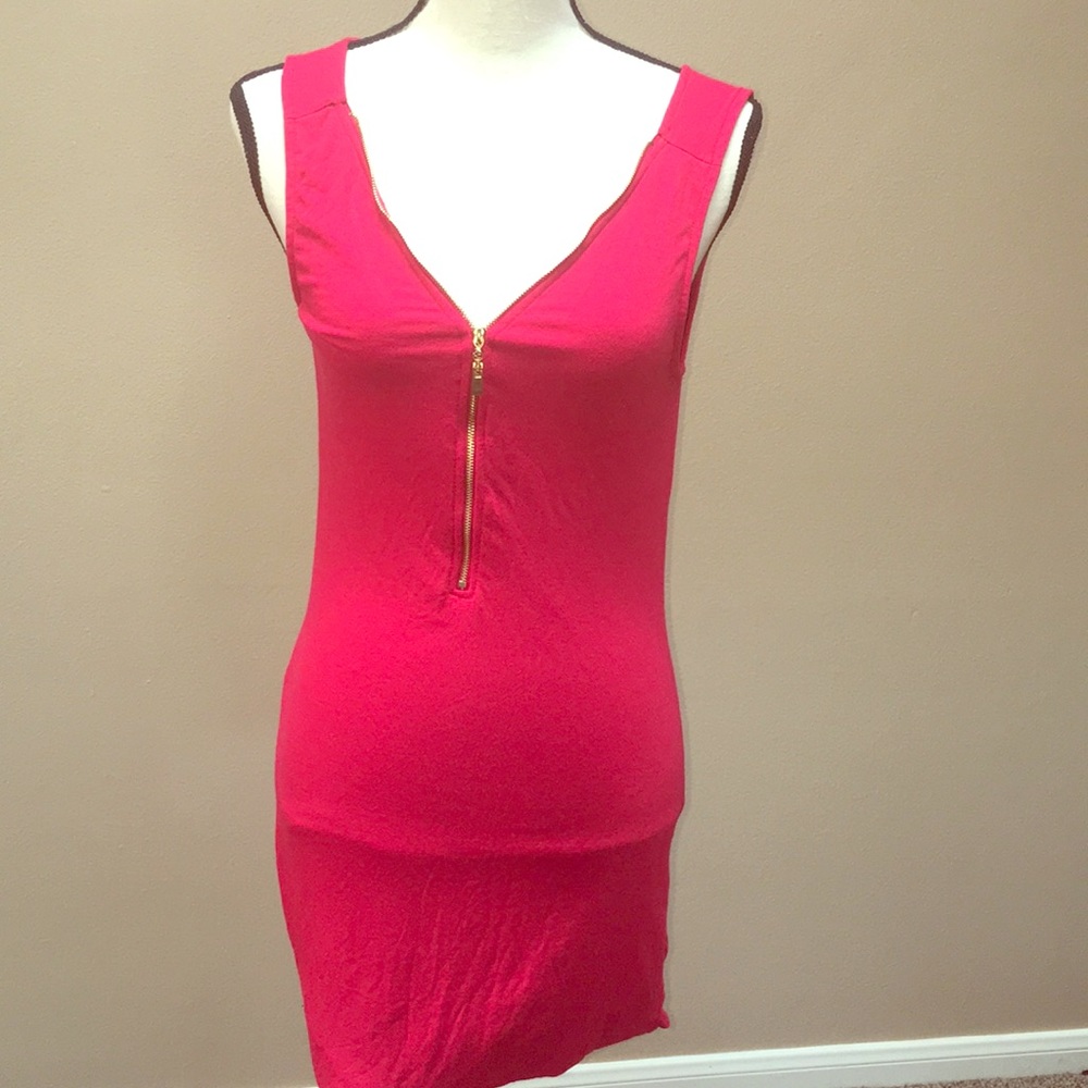 **NWT ** FASHION NOVA ZIP FRONT DRESS